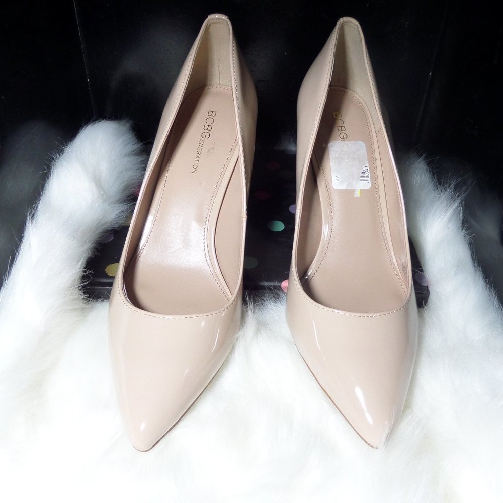 BCBGeneration Heidi Pump